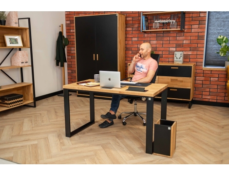 DEERHORN® Kancelársky stôl z dubového dreva a čierneho kovu bez zásteny