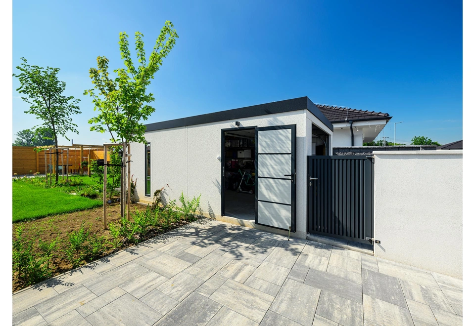 GARDEON® Garáž 4 m x 6 m s dverami Hörmanm a svetlíkom
