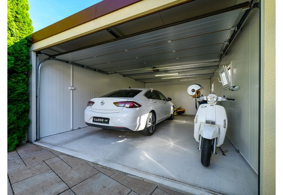 GARDEON® Garáž s dverami Hörmann a dvomi oknami