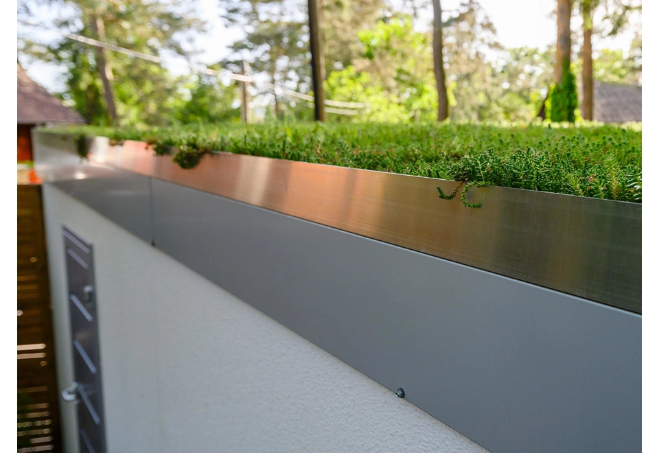 GARDEON® Garáž s dverami Hörmann a oknom