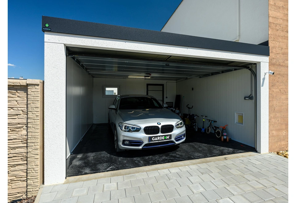 GARDEON® Garáž s dverami Hörmann a oknom