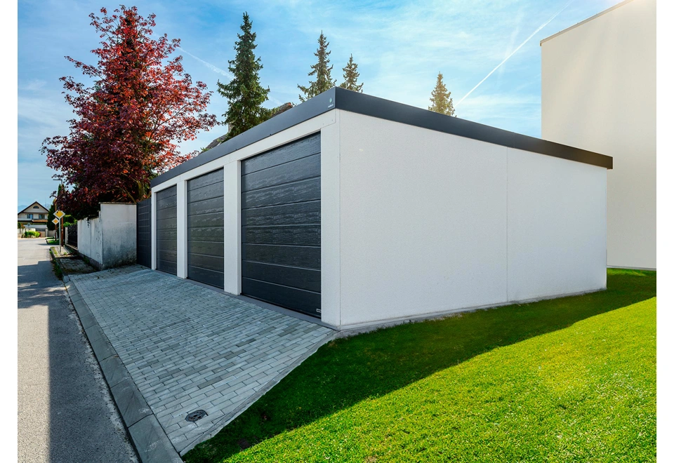 GARDEON® Garáž s tromi bránami a dverami Hörmann