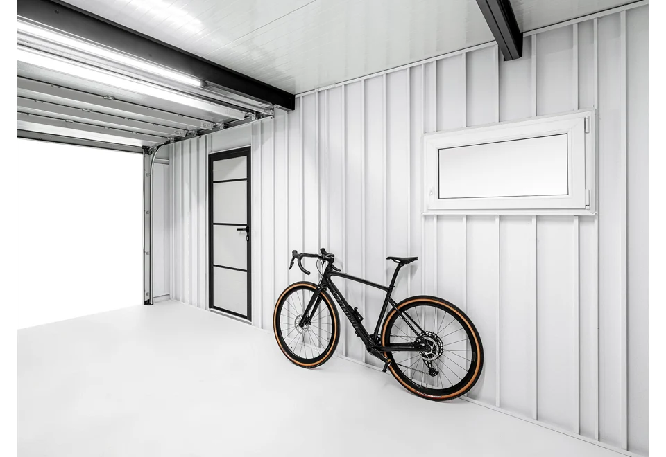 GARDEON® Garáž so sekcionálnou garážovou bránou Hörmann (5000 × 2125 mm)