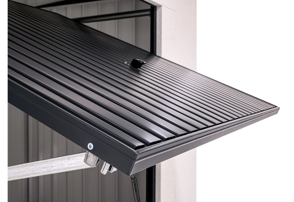 GARDEON® Záhradný domček s bezpečnou garážovou bránou Hörmann