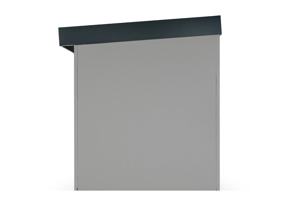 Ľavá stena záhradného domčeka so svetlosivou omietkou 4 x 2 m so svetlíkom