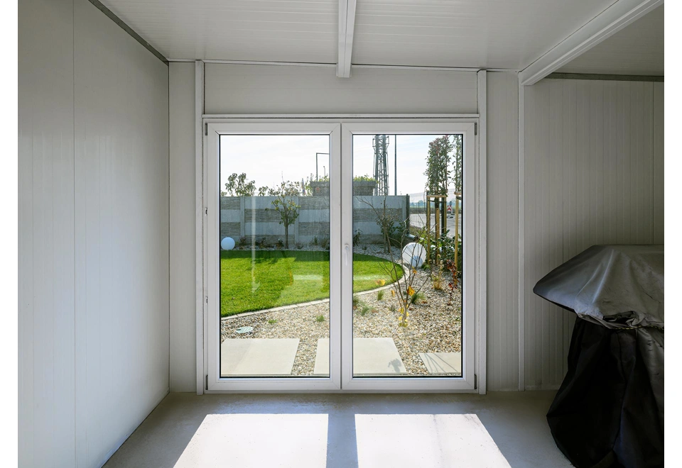 GARDEON® Záhradný domček s dvojitými presklenými dverami a jednokrídlovými dverami Hörmann